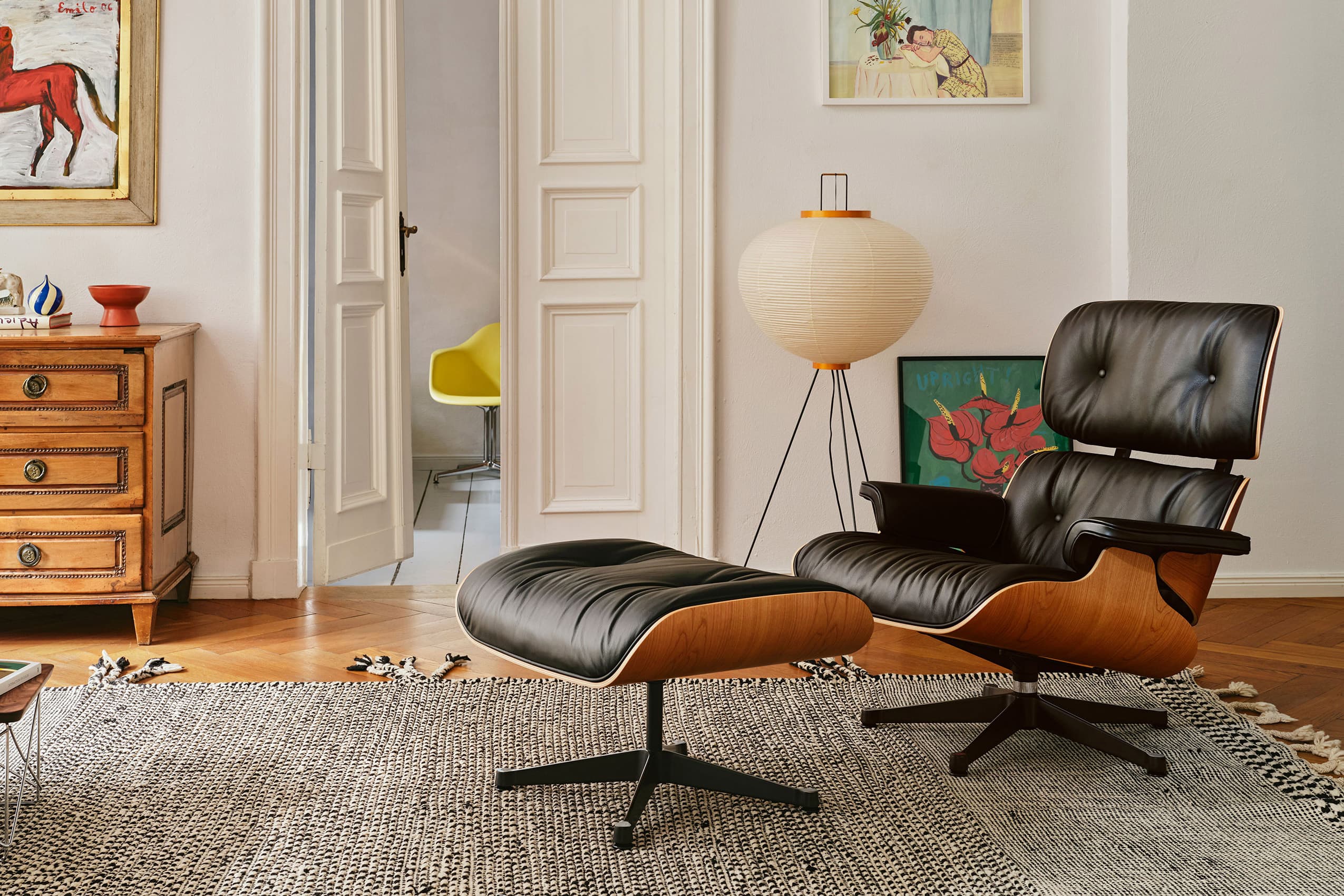 Vitra Eames Lounge Chair & Ottoman mit Polster schwarz